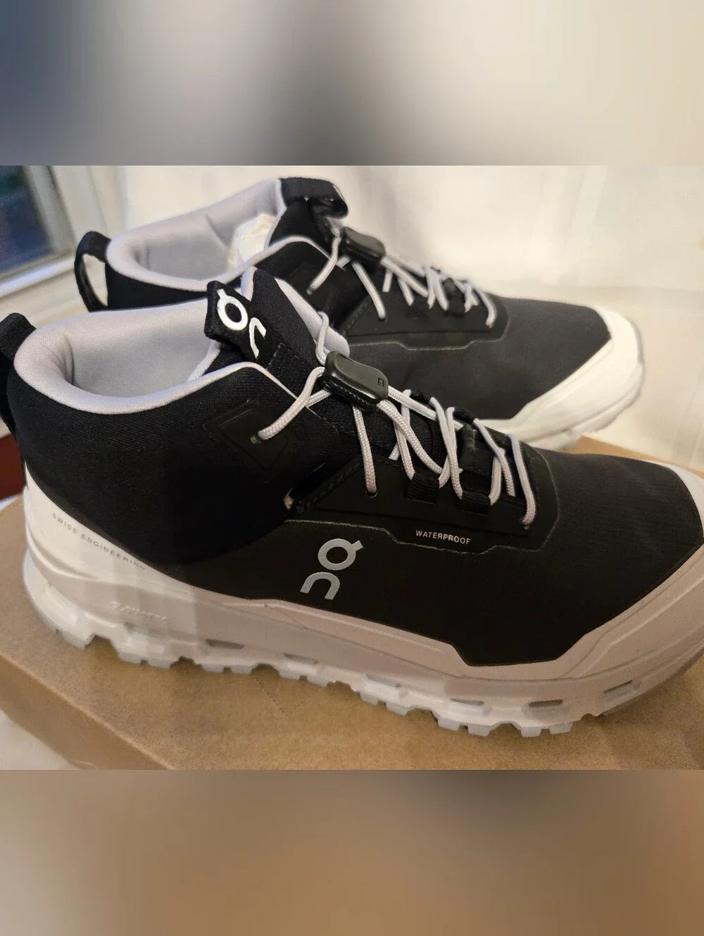 Kids' Cloudhero Mid Waterproof Shoe, 3.5 Youth